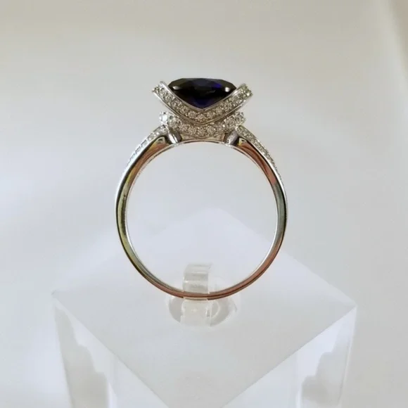 2ct Horizontal Lab Created Sapphire Ring - Picture 5 of 7